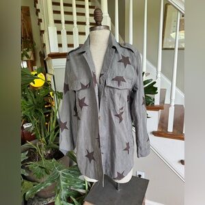 Lightweight military inspired jacket/overpiece